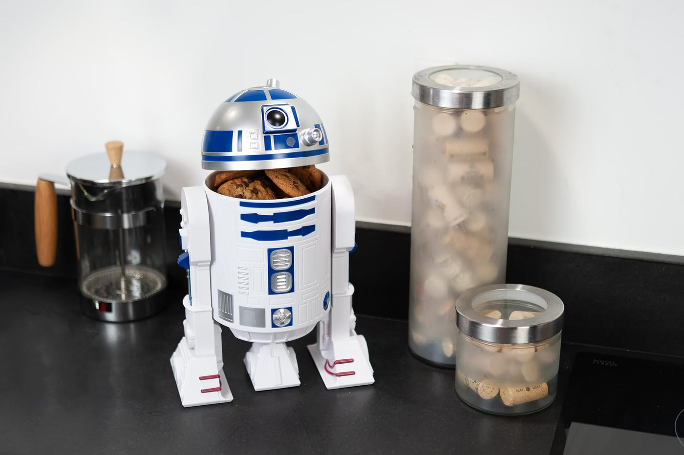 Star Wars Talking Cookie Jar - Featuring R2D2